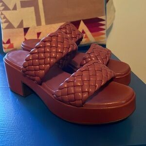 Seychelles leather platform heels, size 7